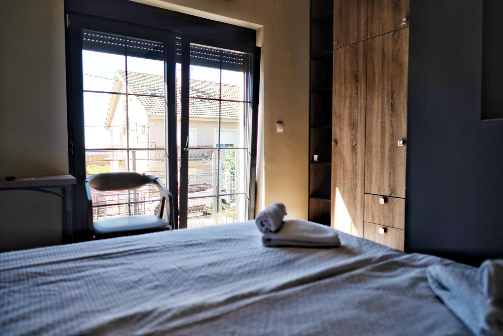 La Roue Hotel วรชาซ ภายนอก รูปภาพ